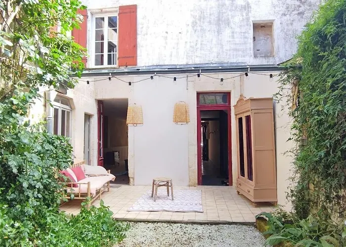 Hotels Bourg les valence 26